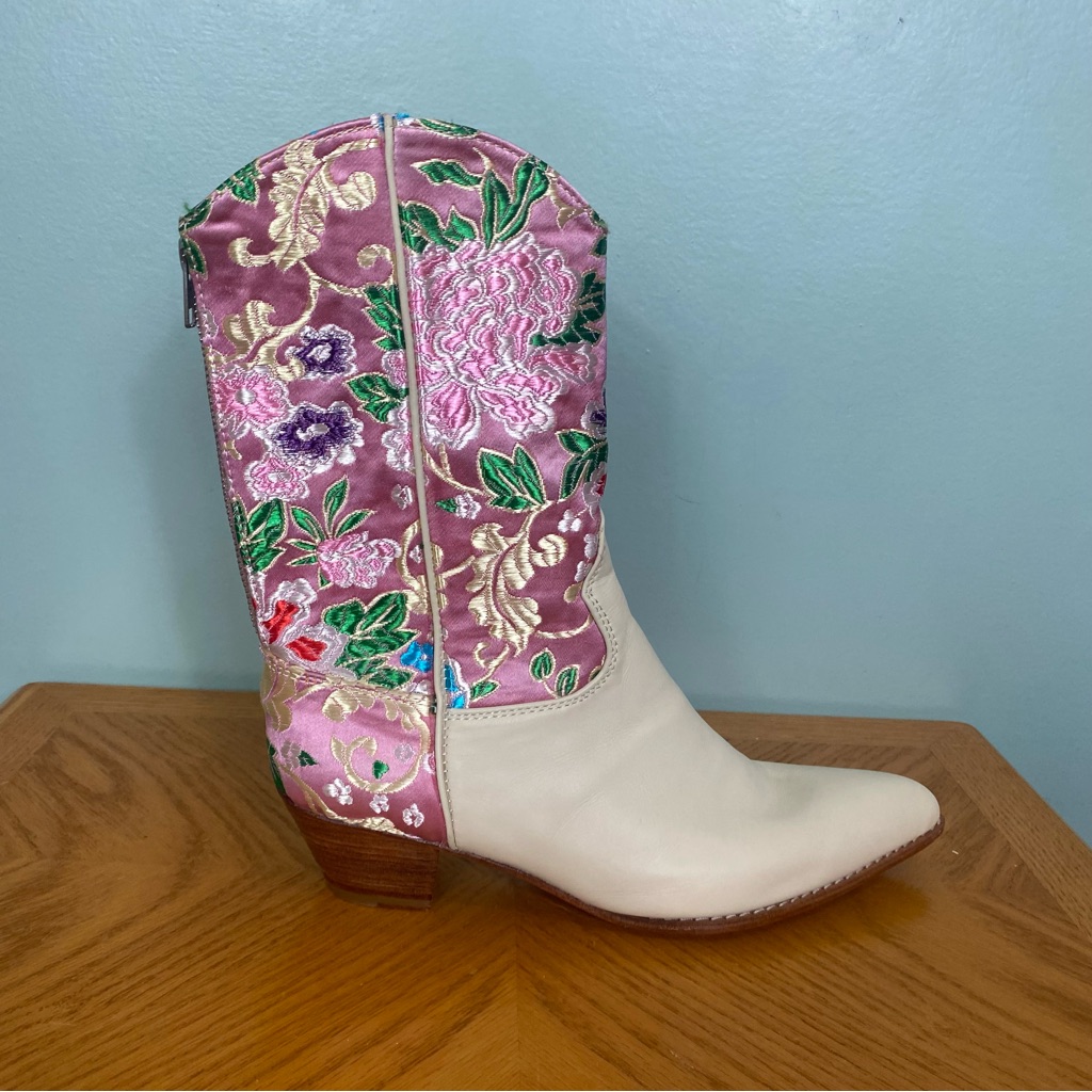 Momo New York Selina Western Silk Leather Boots Cowboy Size 11 Floral Pink Cream — image 4 of 8